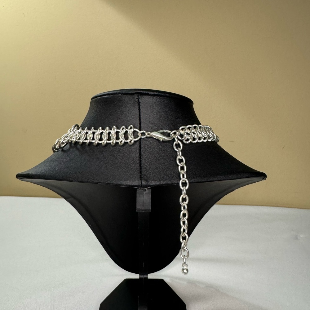 Silver Chainlink Necklace - Picture 4 of 4